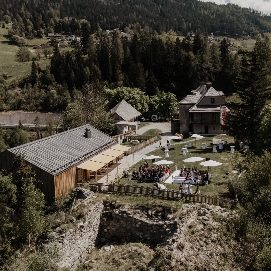 Burg Trautson - Bild 2