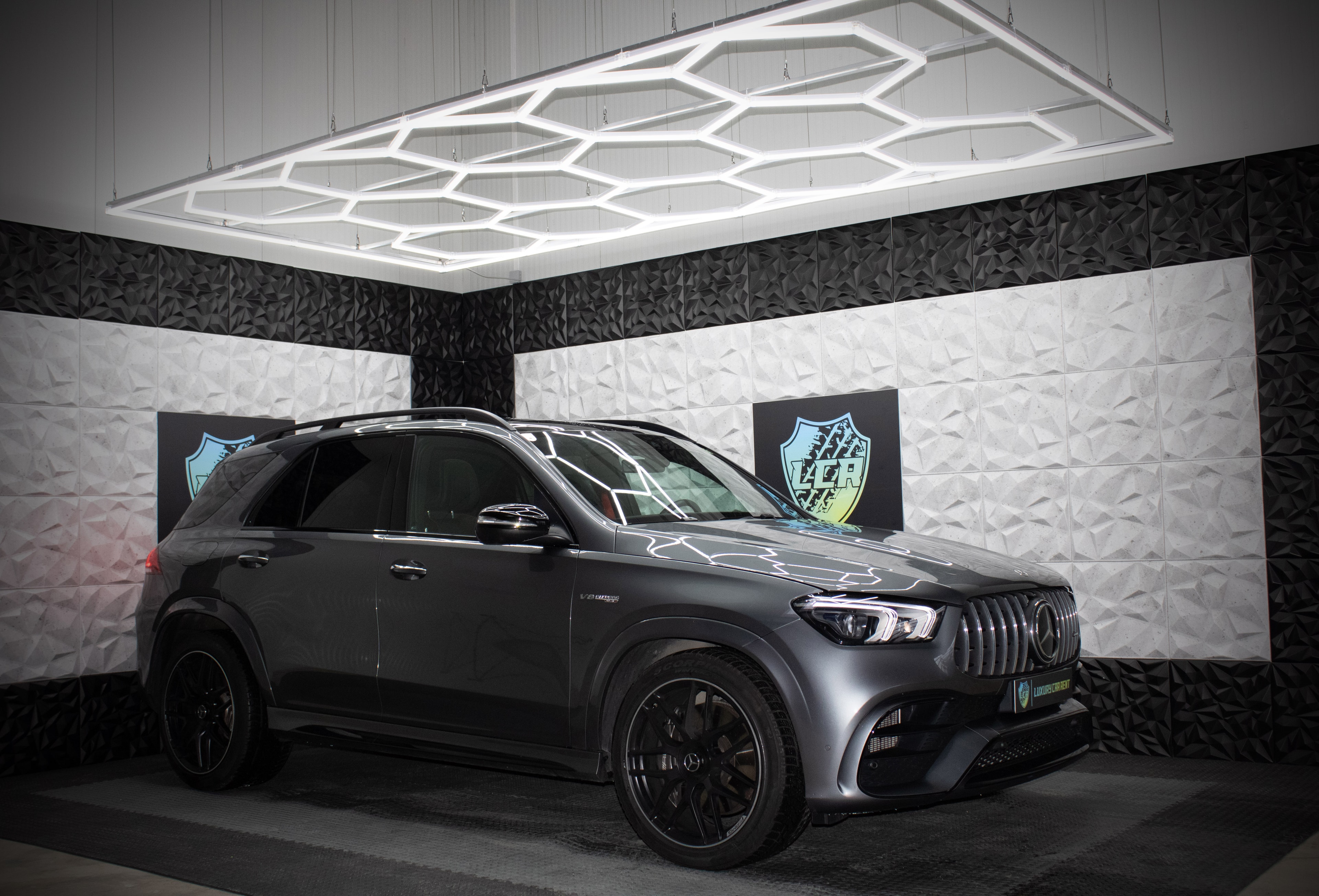 LCR Luxury car rent - Bild 5